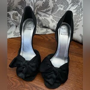 Stuart Weitzman black bow heels size 8